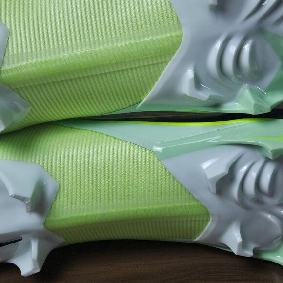 New Nike Vapor Edge Pro 360 2 Football Cleats Grey Green Mens Size 16 DA5456-004 - Picture 14 of 15
